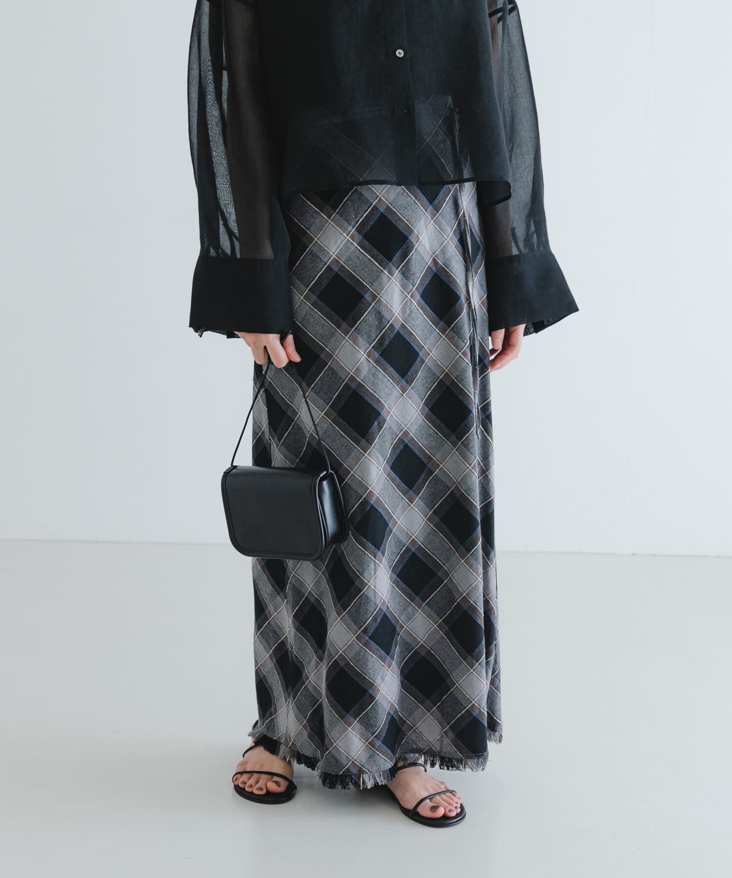 URBAN RESEARCH「バイアスチェックフリンジスカート」|スカート|ブラック系その他