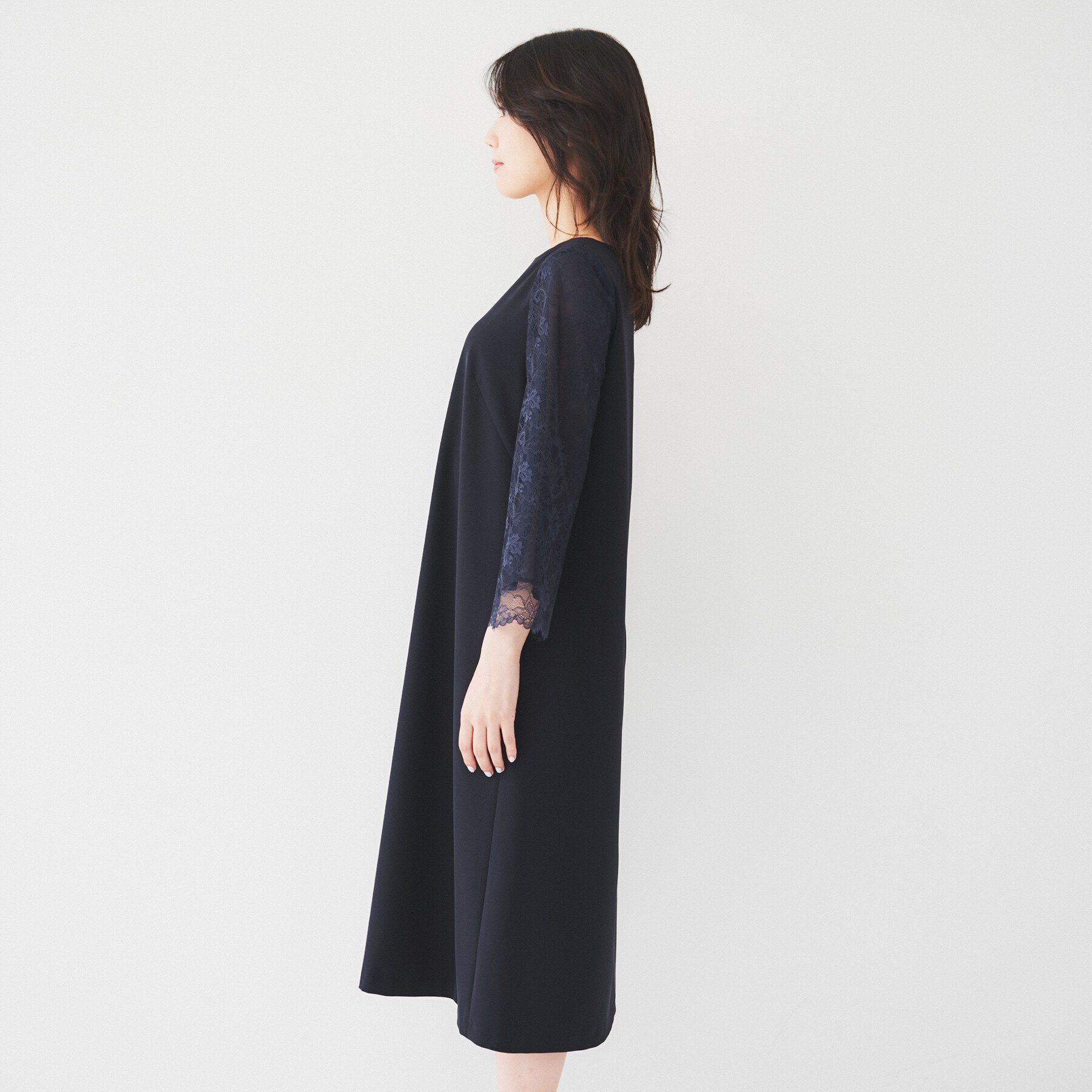 UNTITLED「【フォーマルドレス/セレモニー/オケージョン】袖レース サックワンピース」|ワンピース|