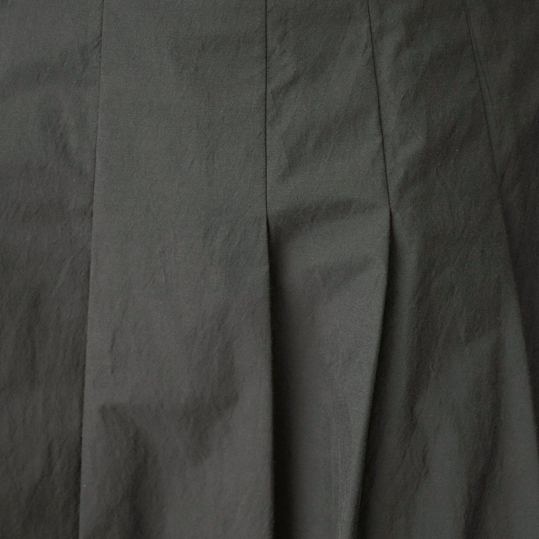 UNTITLED「【後ろウエストゴム/セットアップ可】ファブリカタックスカート」|スカート|