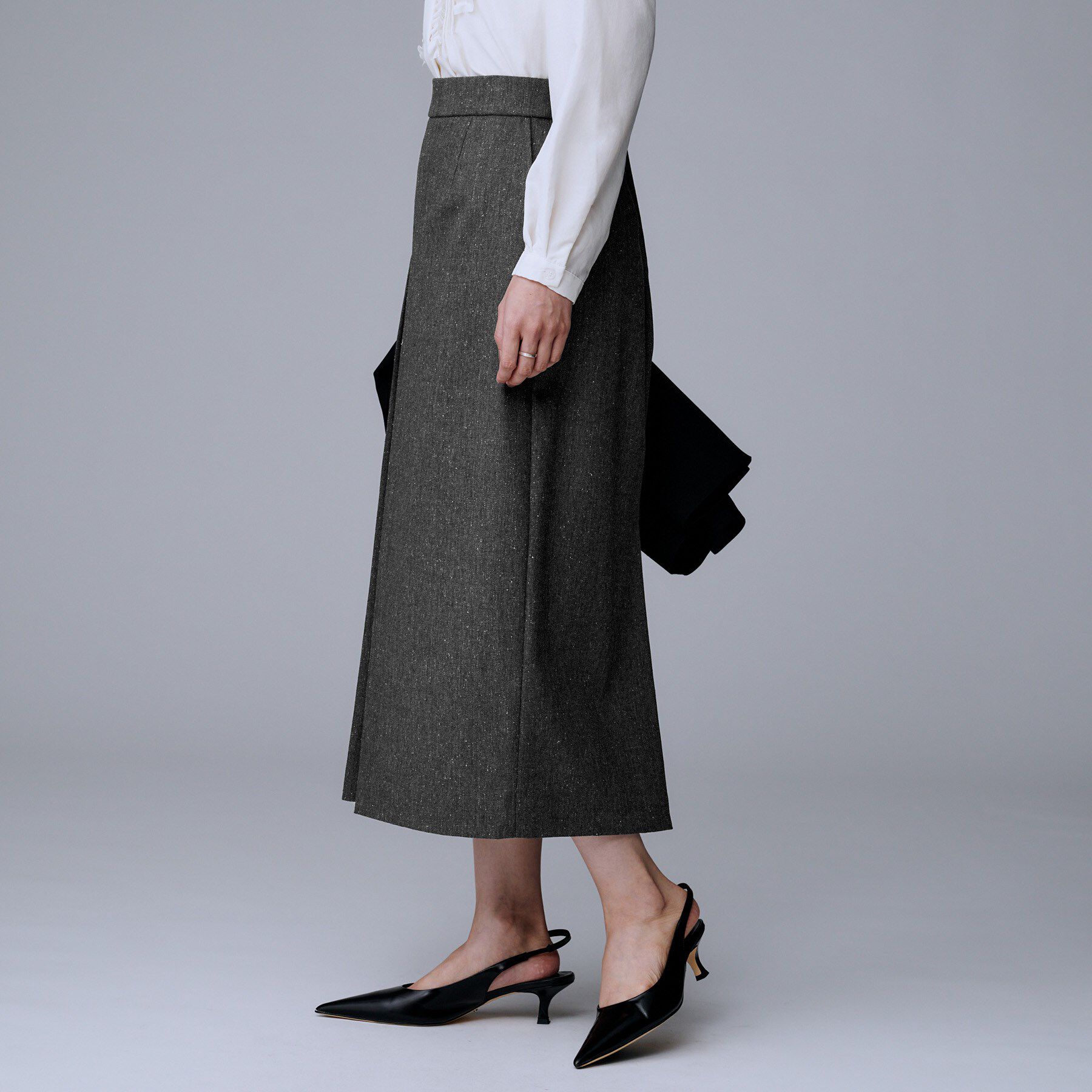 UNTITLED「【ウエスト後ろゴム/シーズンレス】シルクネップツイード ナロースカート」|スカート|