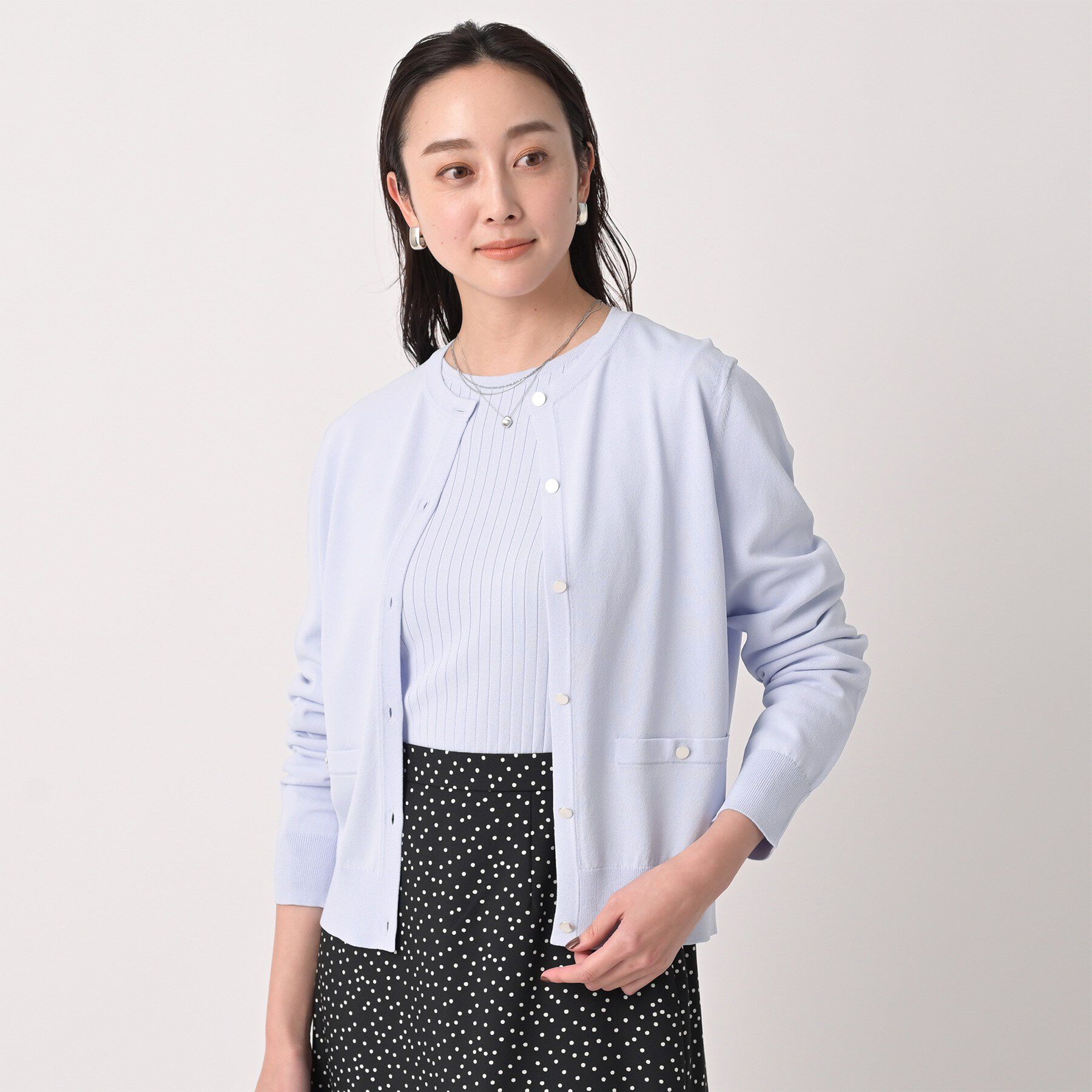 UNTITLED「クルーネックニットカーディガン」|カーディガン|