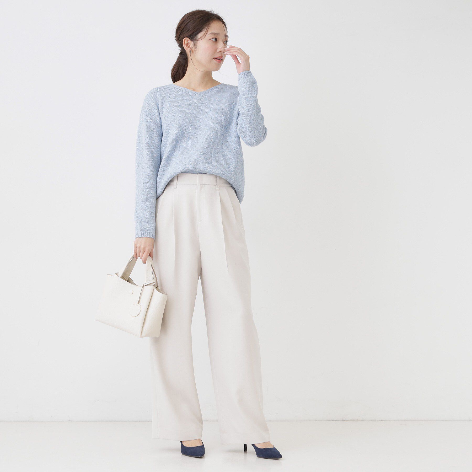 COUP DE CHANCE「【手洗い可／ラメ混】浅Vネックニットトップス」|ニット・セーター|