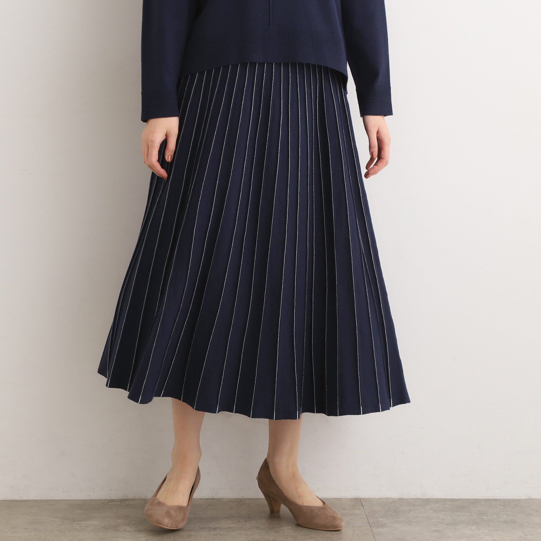 grove「【SETUP可能】冬から春まで軽やかに　ラメラインニットプリーツスカート」|スカート|