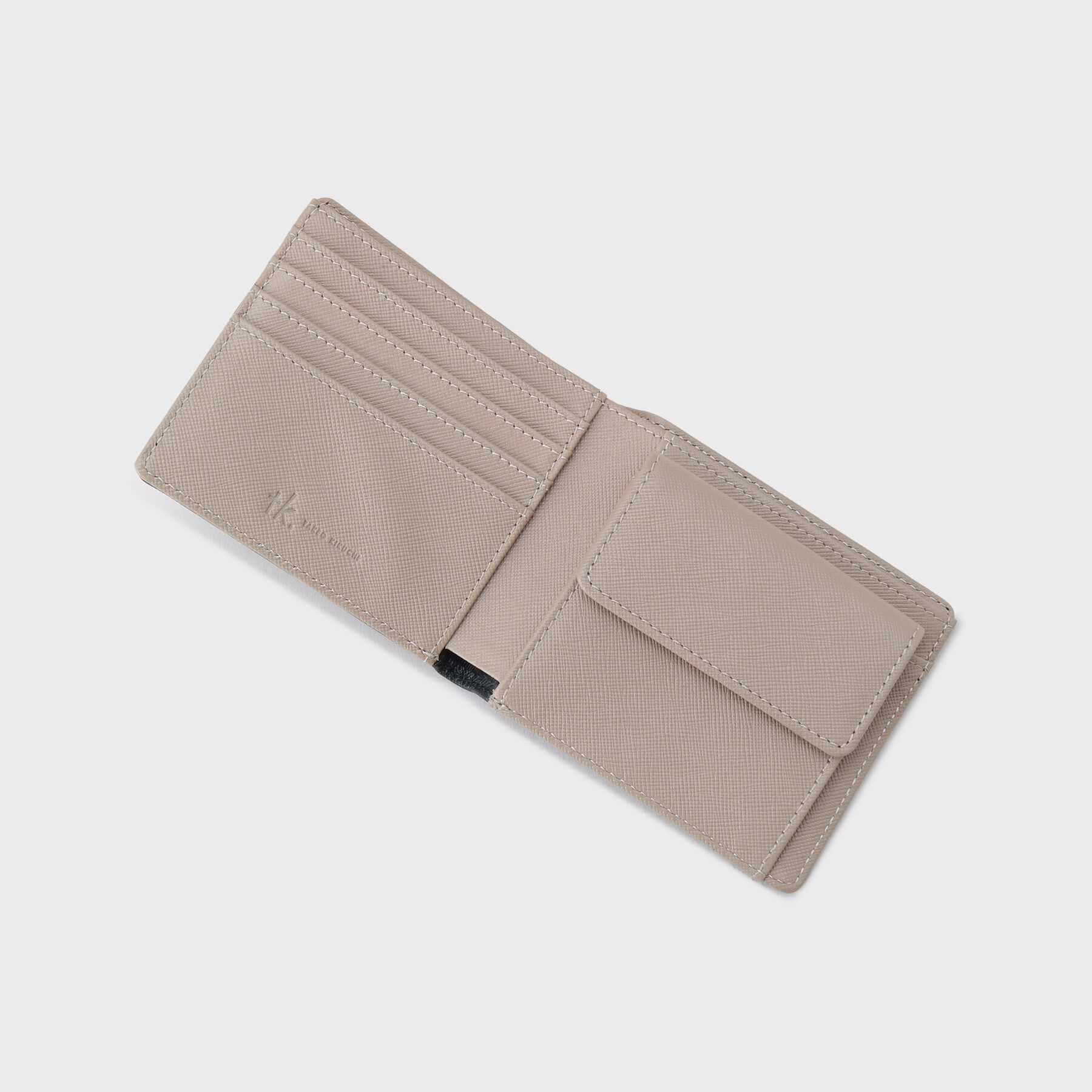 tk.TAKEO KIKUCHI「【牛革】サフィアーノ二つ折り財布」|財布|