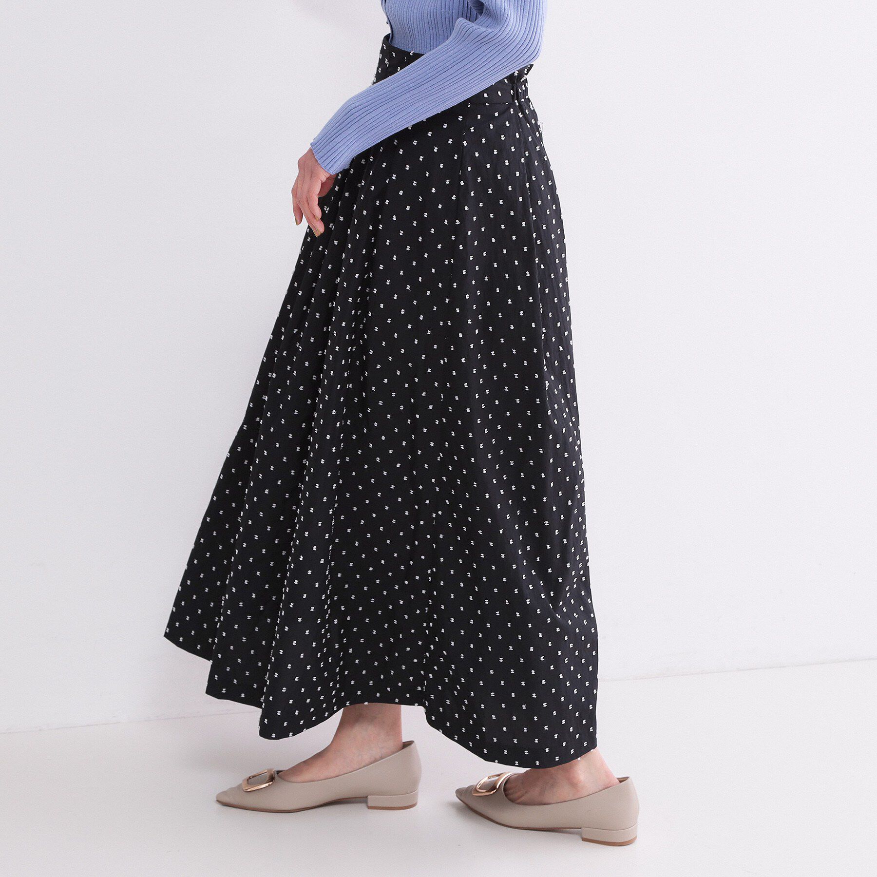 OPAQUE.CLIP「ドビードットタックフレアスカート【洗濯機OK】」|スカート|