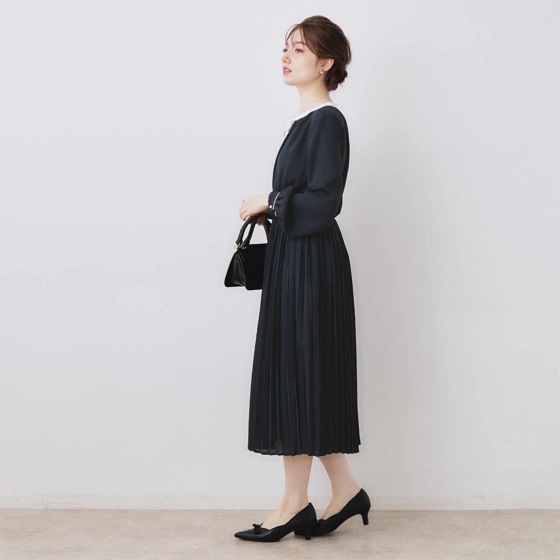 Couture broach「【ハレの日・通勤】配色シフォンプリーツ ワンピース」|ワンピース|