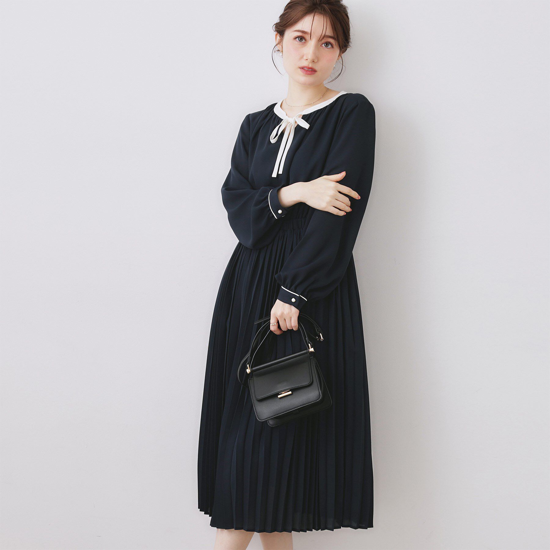 Couture broach「【ハレの日・通勤】配色シフォンプリーツ ワンピース」|ワンピース|