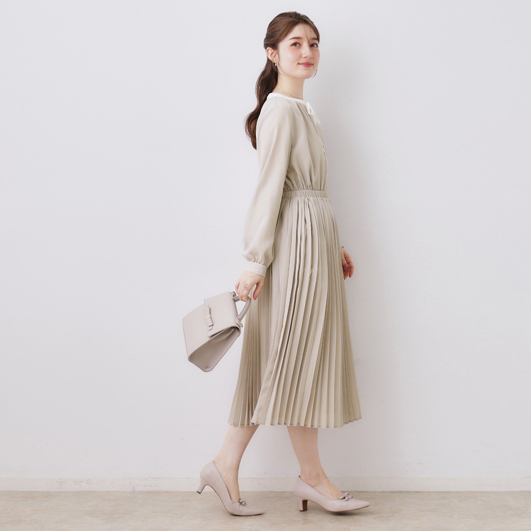 Couture broach「【ハレの日・通勤】配色シフォンプリーツ ワンピース」|ワンピース|