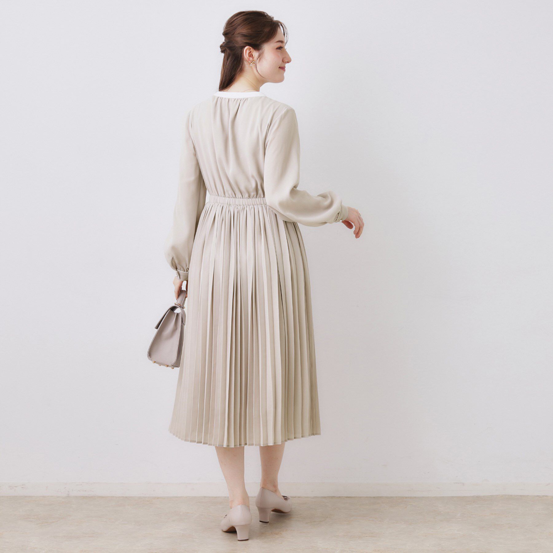 Couture broach「【ハレの日・通勤】配色シフォンプリーツ ワンピース」|ワンピース|