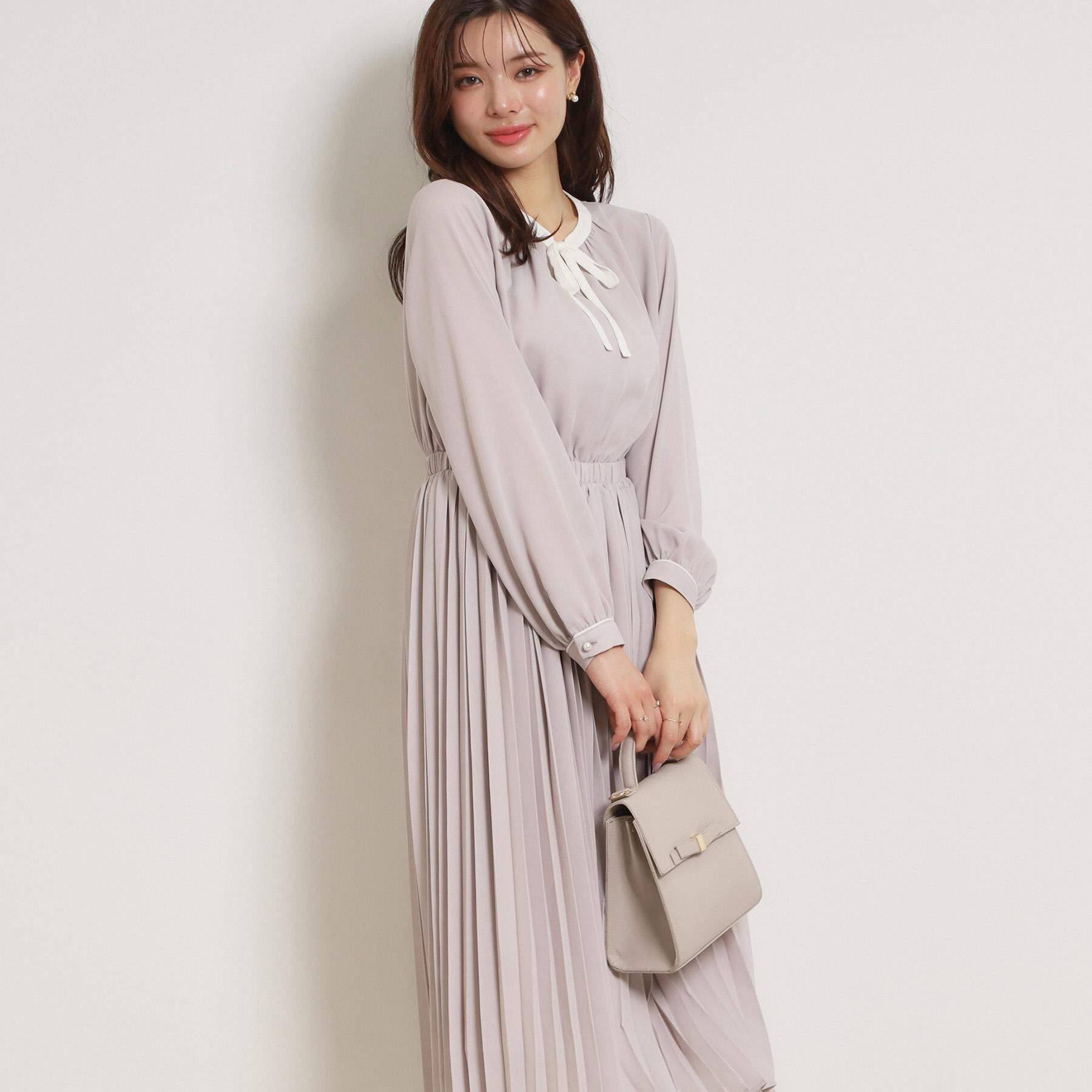 Couture broach「【ハレの日・通勤】配色シフォンプリーツ ワンピース」|ワンピース|