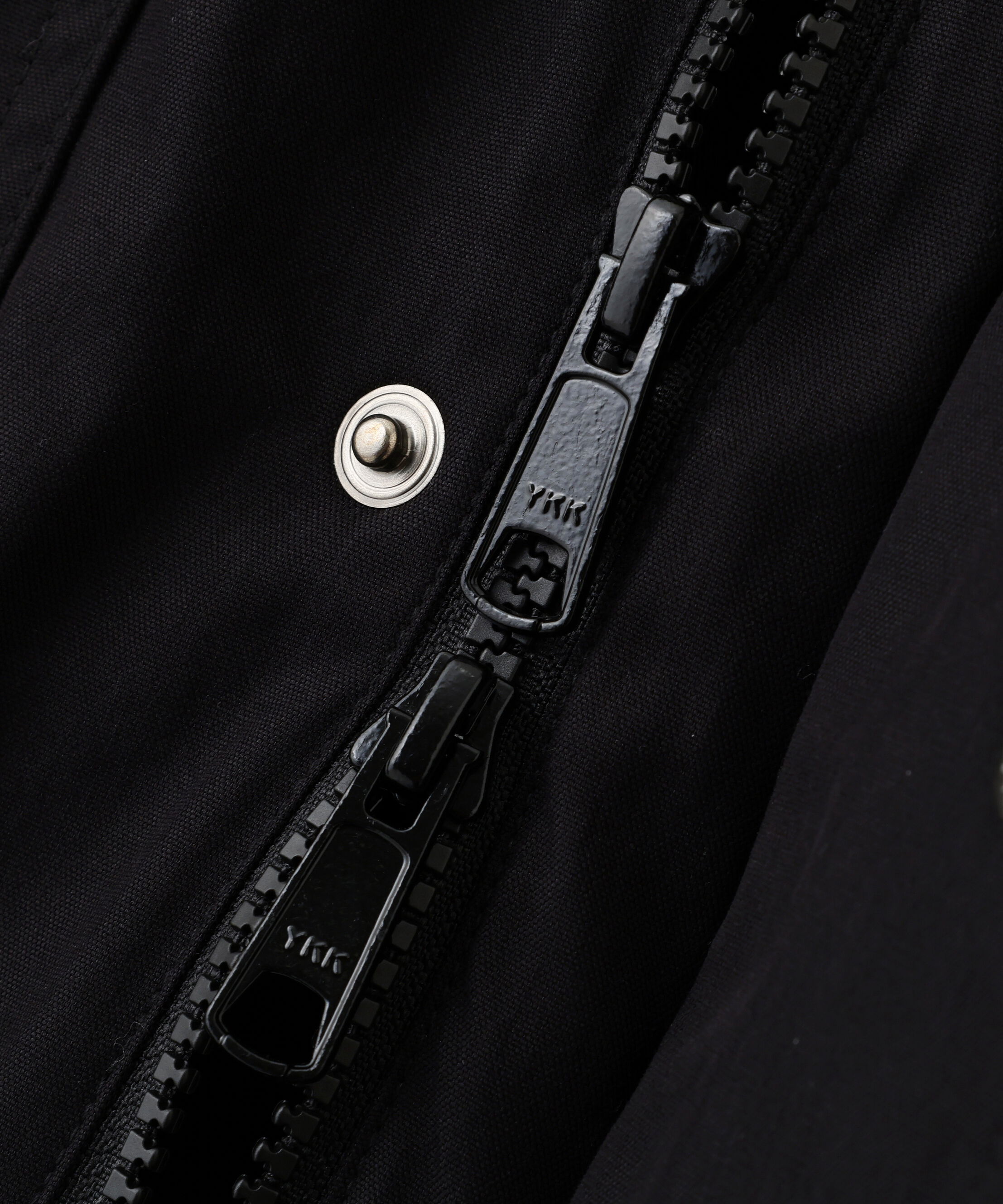 MHL.「LIGHTWEIGHT COTTON NYLON CANVAS BLOUSON」|ブルゾン・スタジャン|