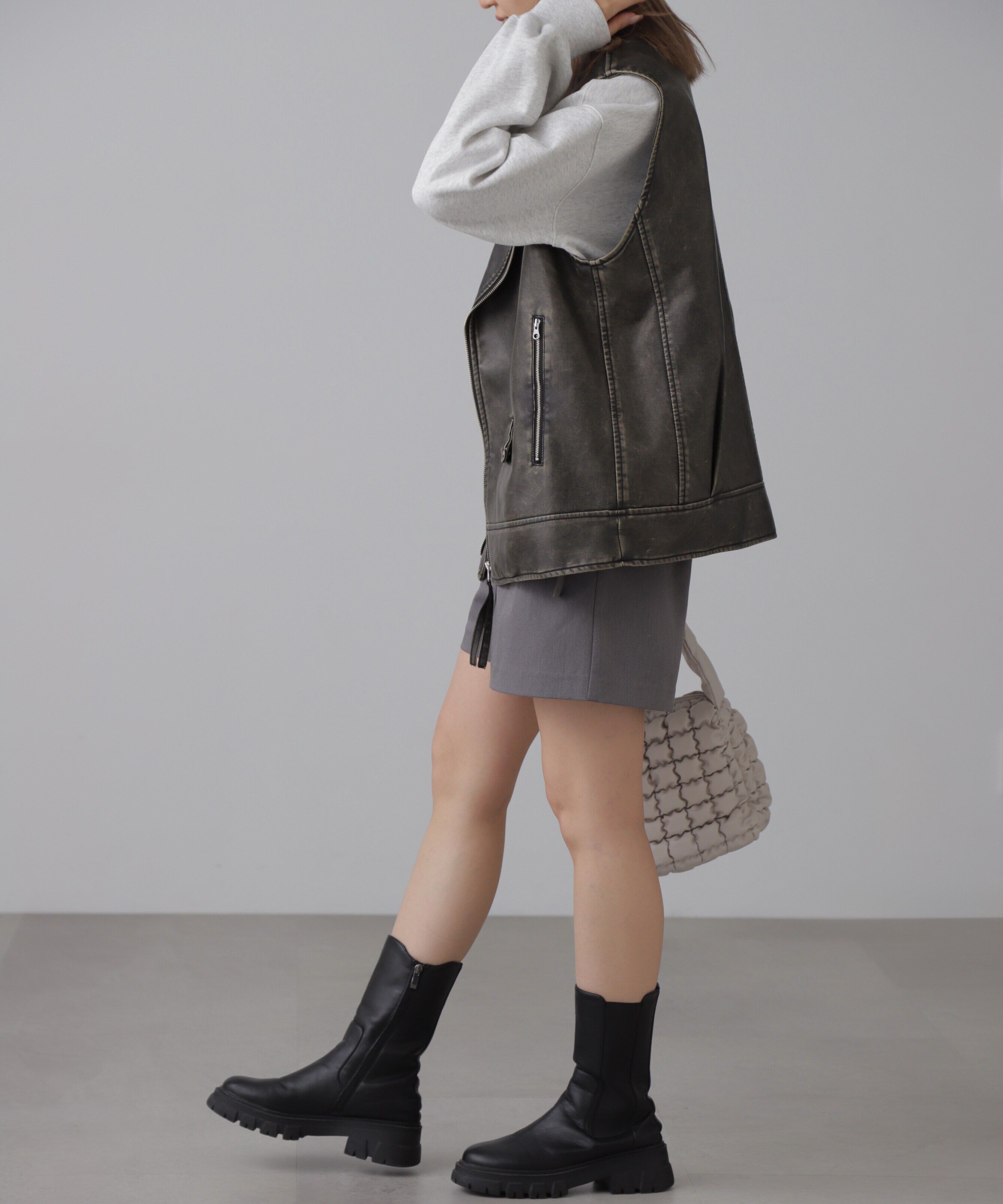  「フェイクレザーライダースジレ」|ブルゾン・スタジャン|