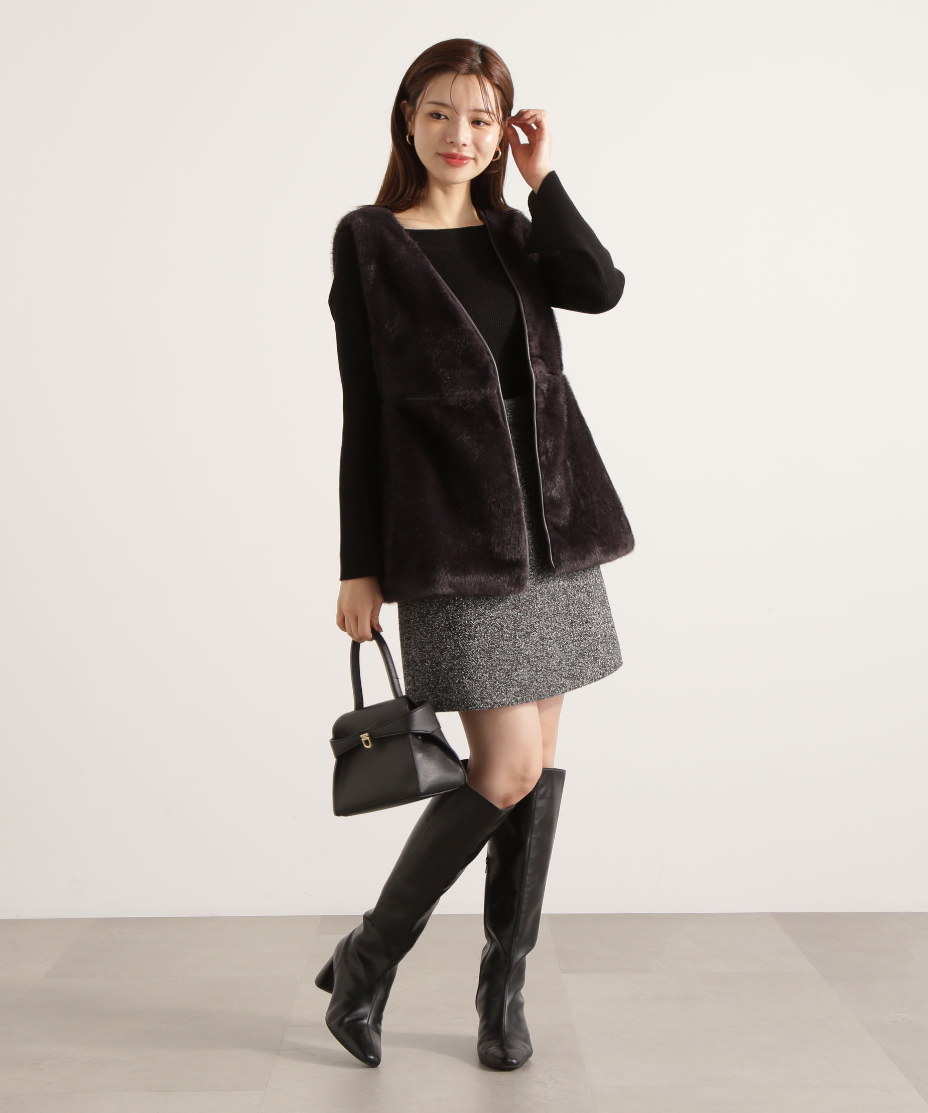 PROPORTION BODY DRESSING「フェイクファーペプラムジレ 25AW」|ブルゾン・スタジャン|