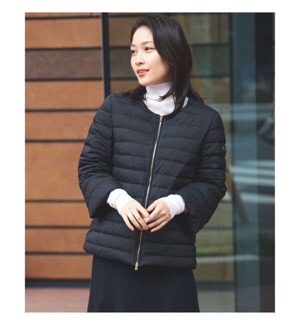 別注】TATRAS / ACACIA ノーカラー ライトダウンジャケット（Demi-Luxe