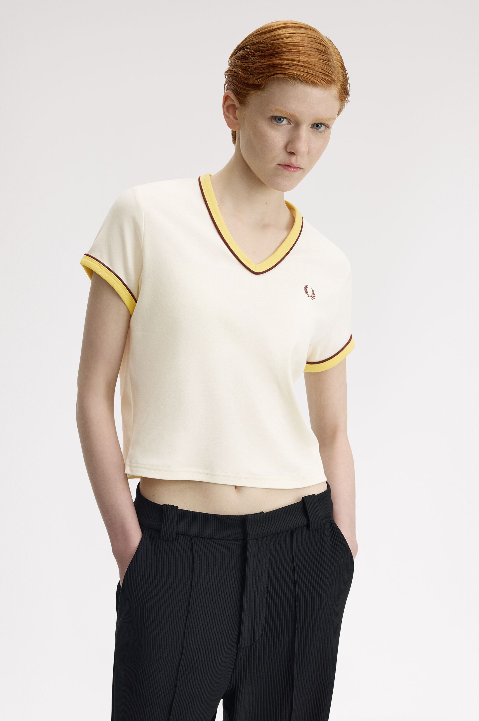 FRED PERRY 「Piped Seams V-Neck T-Shirt」|Tシャツ・カットソー|
