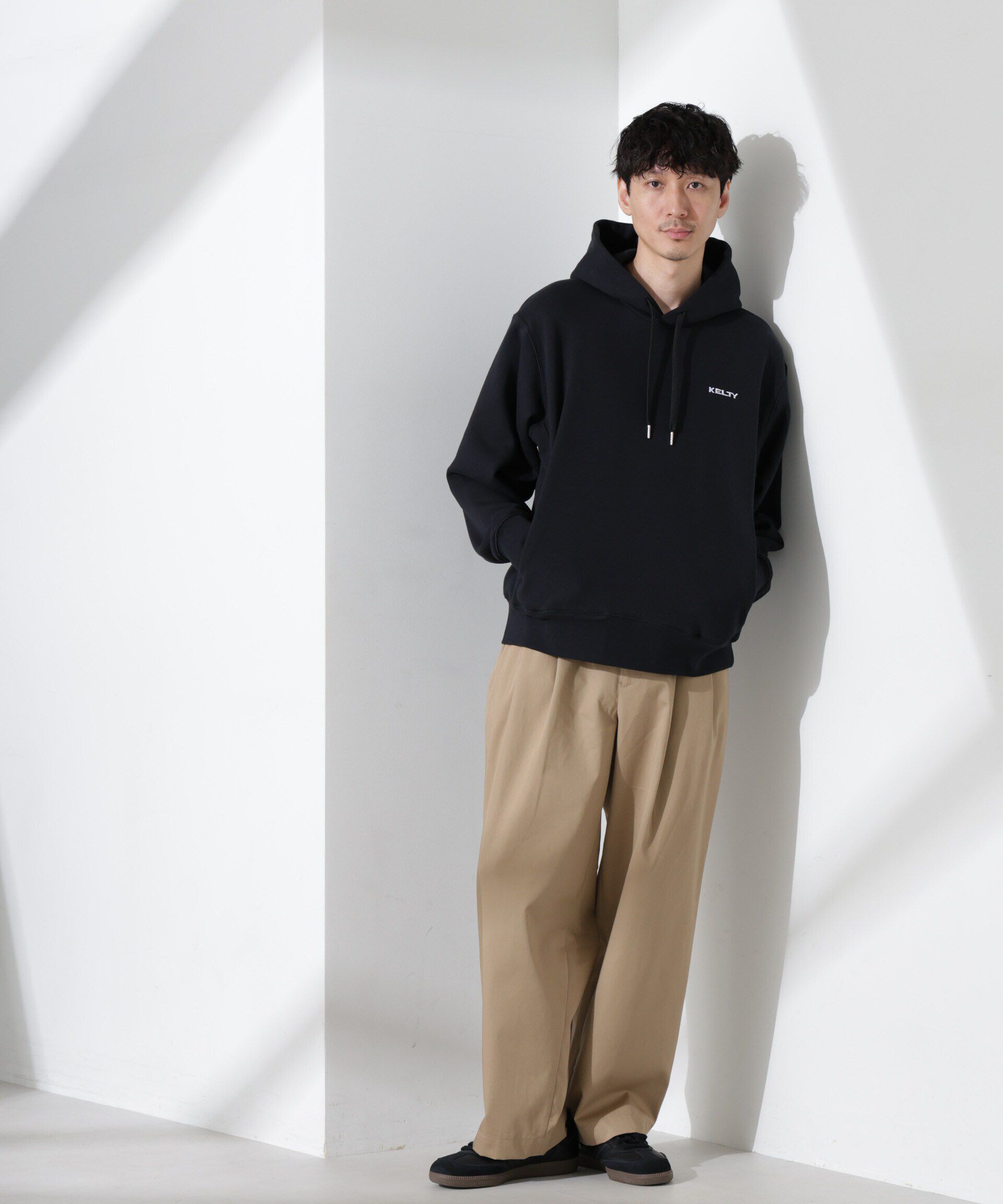 nano･universe「「KELTY&times;NANO universe」ミニロゴスウェットパーカー」|Tシャツ・カットソー|