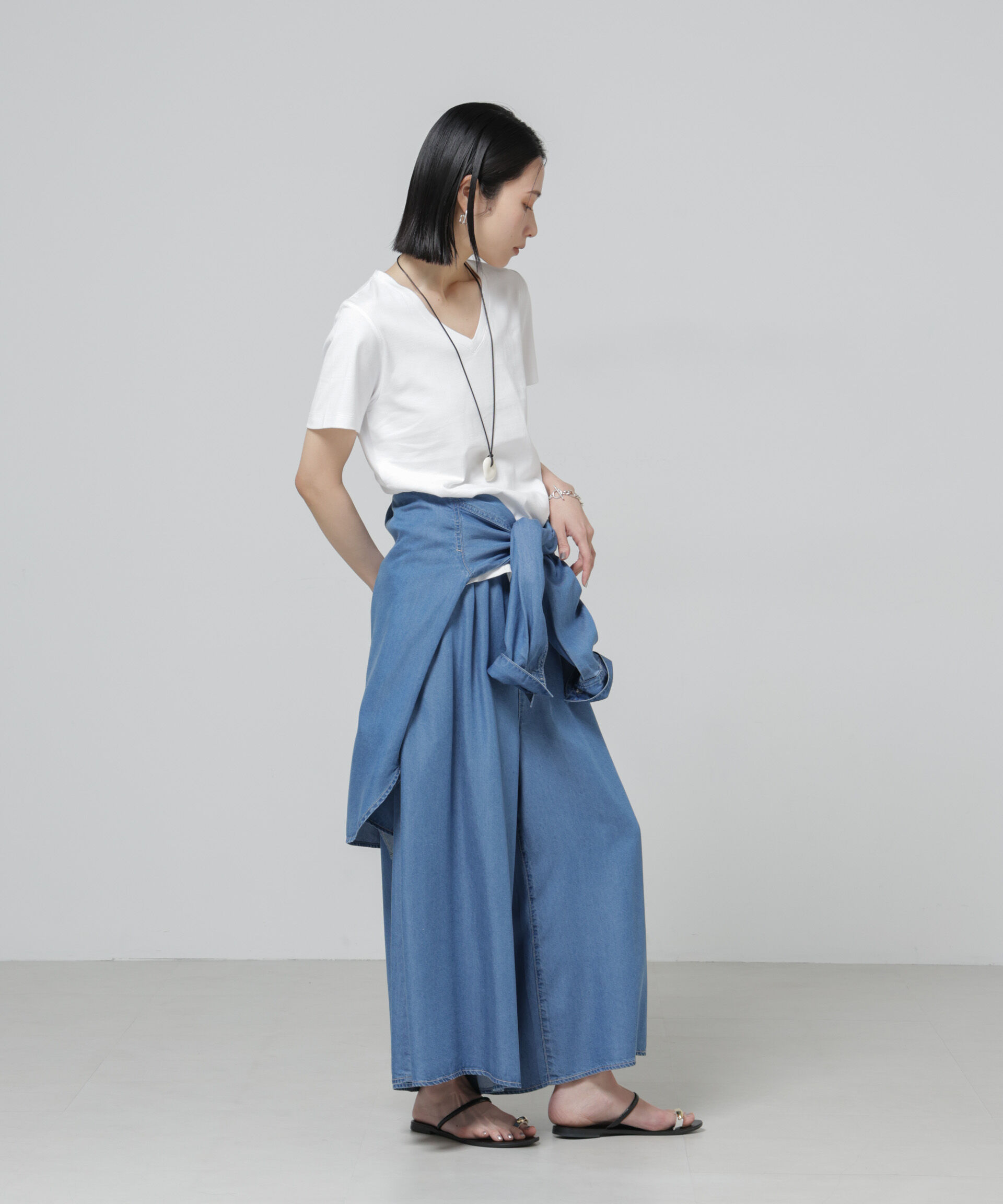 nano･universe「Anti Soaked(R) 汗染み防止VネックTシャツ」|Tシャツ・カットソー|