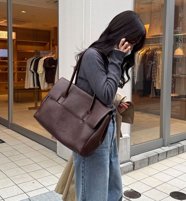 fredy emue「【@sora_522m企画】フラップデザインレザーバッグ」|ショルダー・メッセンジャー|