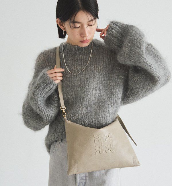  「エンボスモノグラムショルダーバッグ」|ショルダー・メッセンジャー|