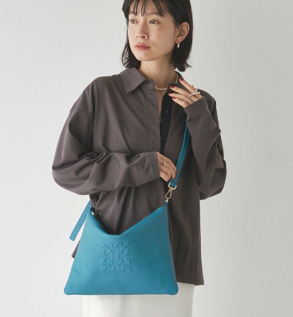  「エンボスモノグラムショルダーバッグ」|ショルダー・メッセンジャー|