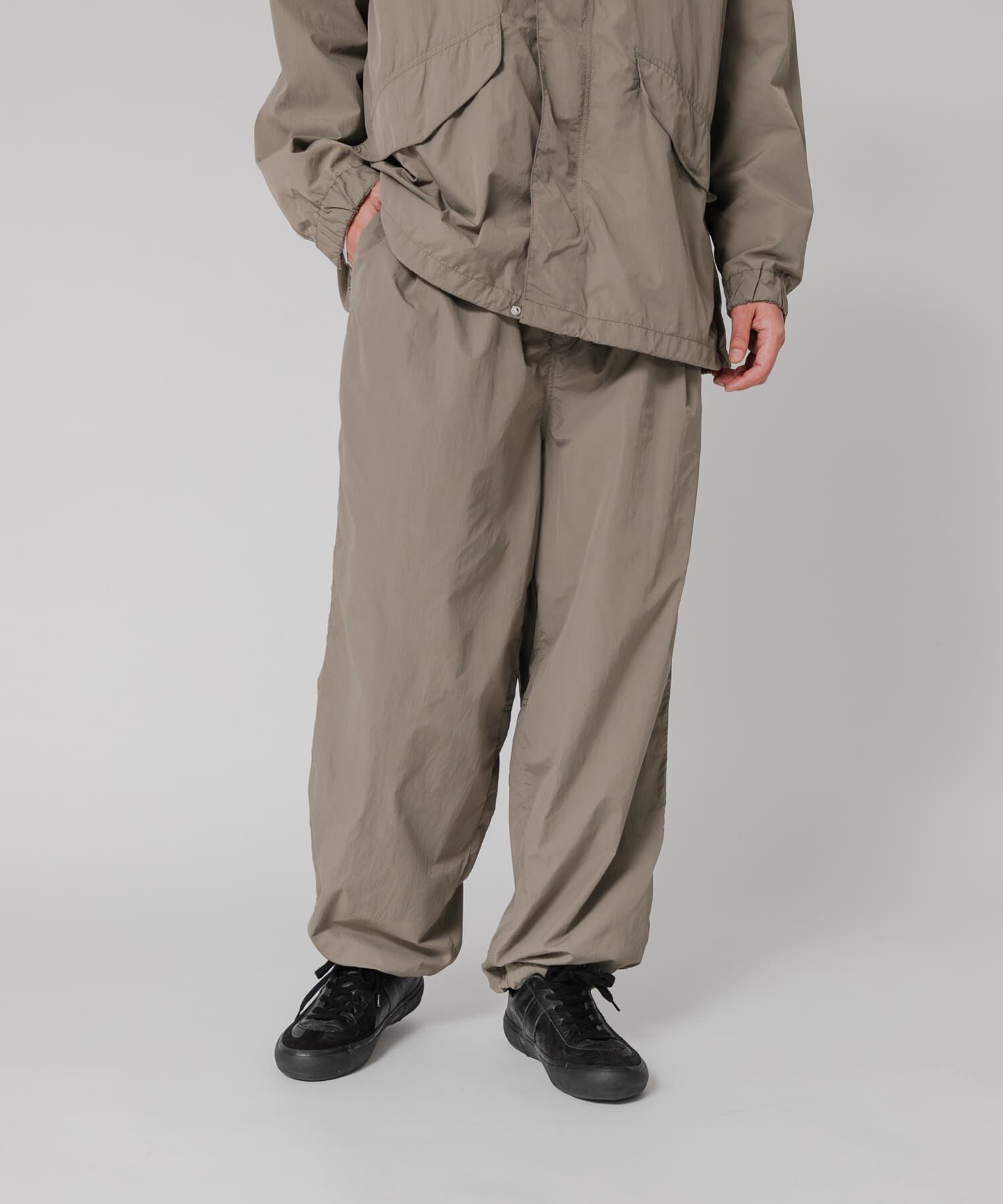 URBAN RESEARCH「NYLON WIDE EASY PANTS」|その他|