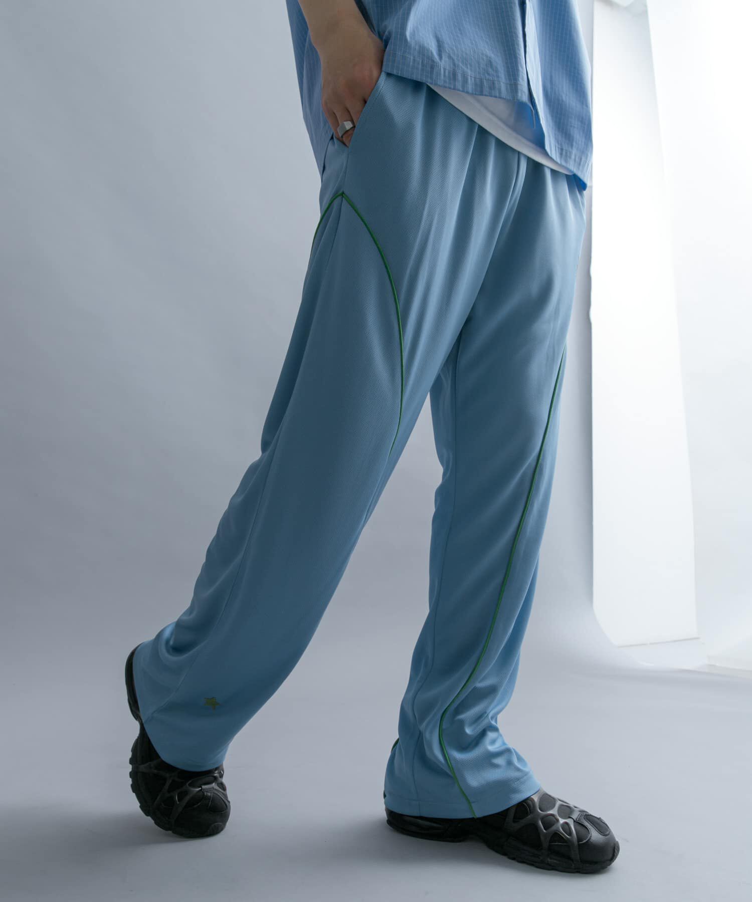 SENSE OF PLACE by URBAN RESEARCH「『別注』SHUHEI KOKI&times;SENSE OF PLACE　トラックパンツ」|その他|