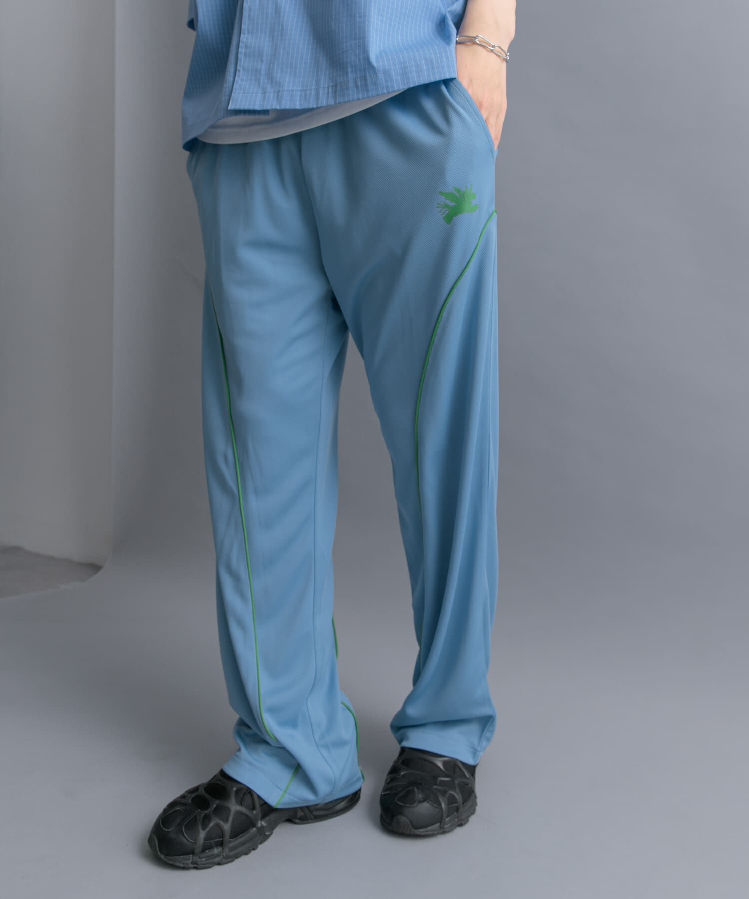 SENSE OF PLACE by URBAN RESEARCH「『別注』SHUHEI KOKI&times;SENSE OF PLACE　トラックパンツ」|その他|