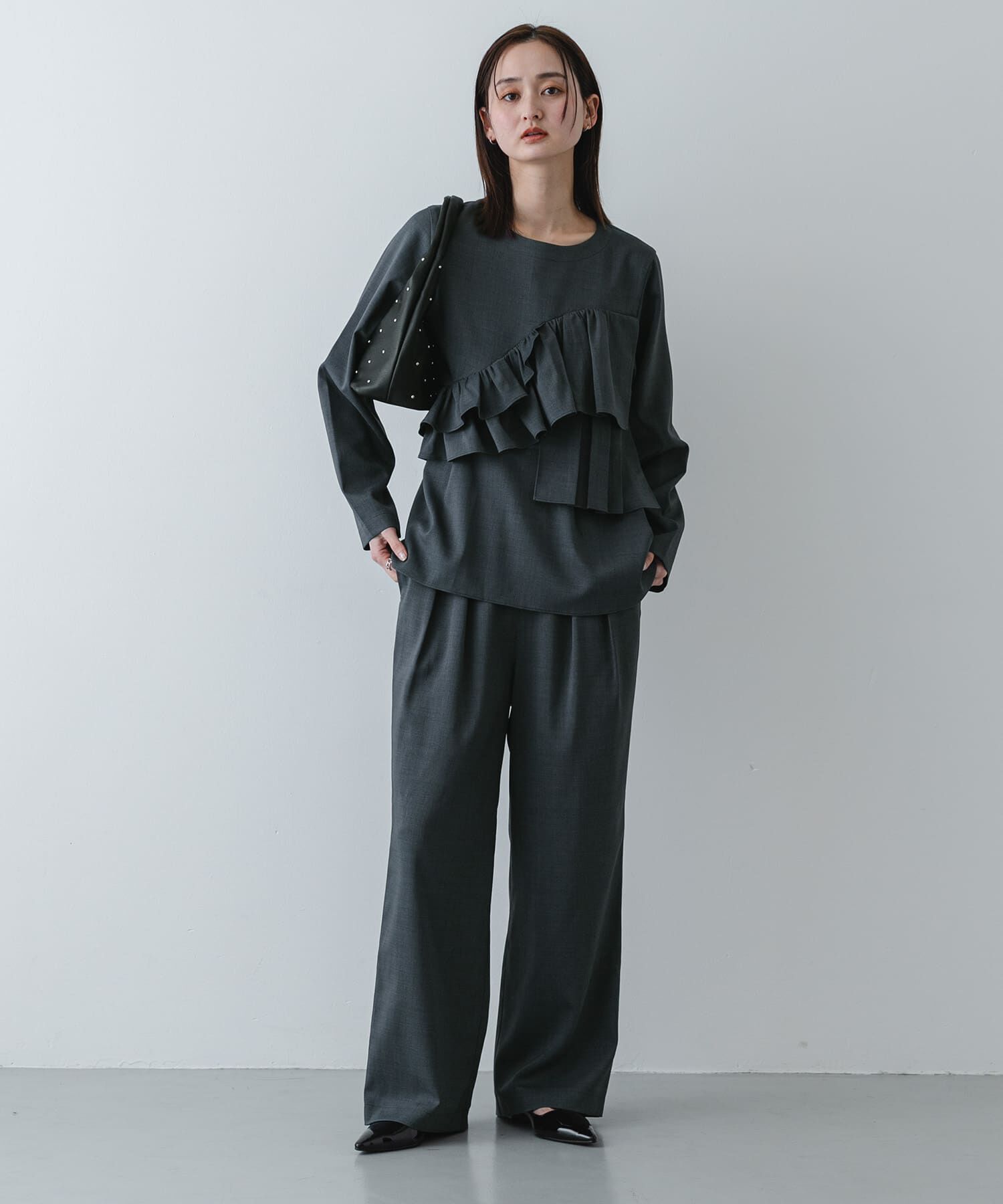 SENSE OF PLACE by URBAN RESEARCH「フリルトップパンツセットアップ」|ワンピース|