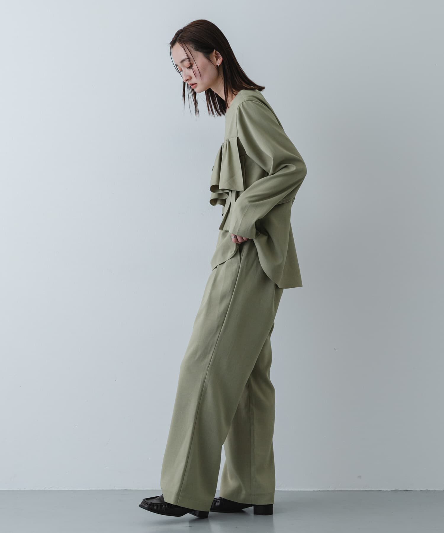 SENSE OF PLACE by URBAN RESEARCH「フリルトップパンツセットアップ」|ワンピース|