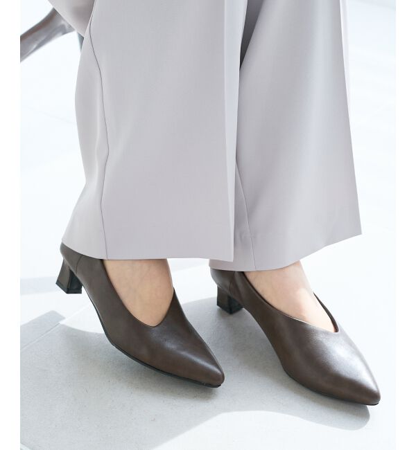  「《WEB限定アイテム》アシンメトリーカットパンプス」|パンプス|