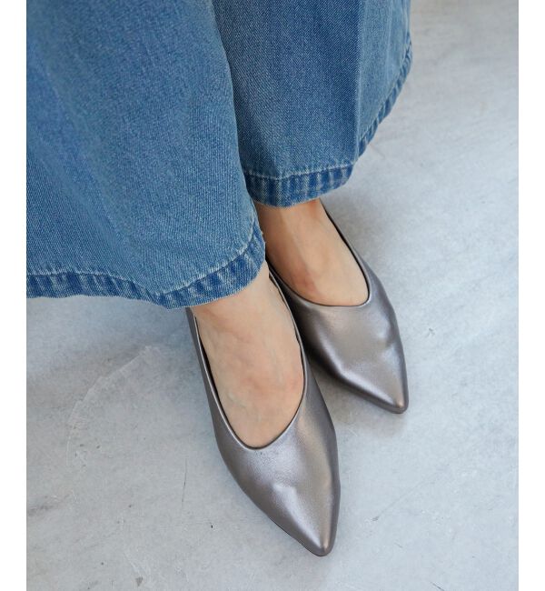  「《WEB限定アイテム》アシンメトリーカットパンプス」|パンプス|