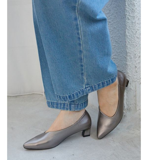  「《WEB限定アイテム》アシンメトリーカットパンプス」|パンプス|