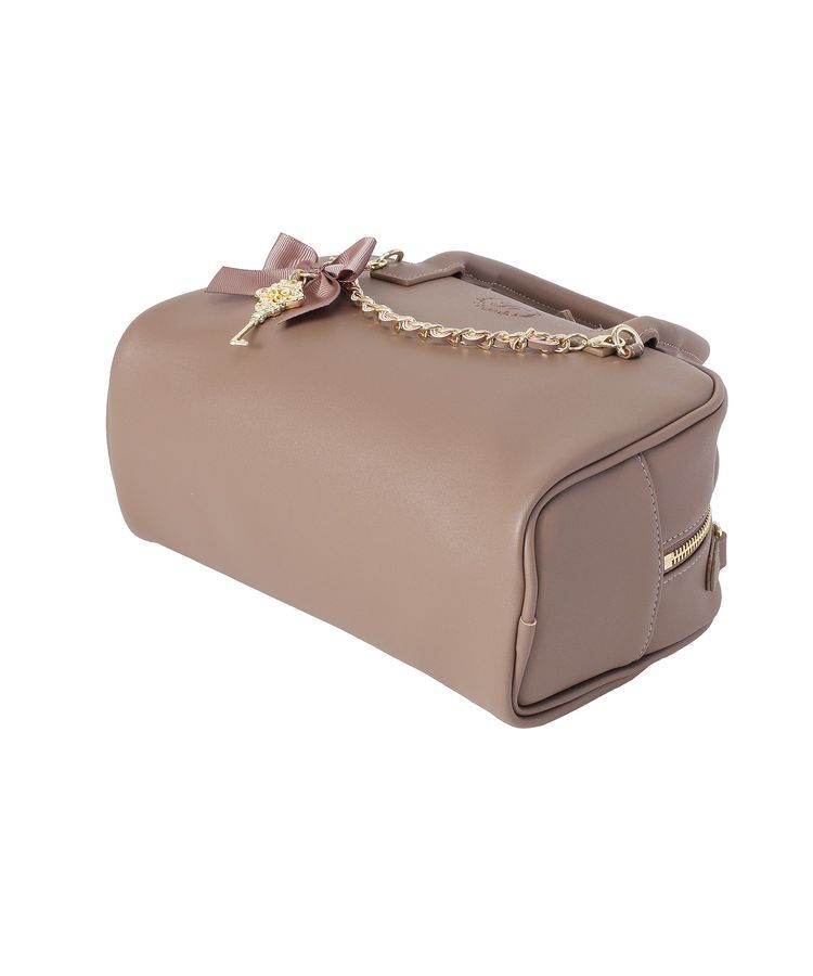 Maison de FLEUR「チャーム付きスクエアボストンバッグ」|ハンドバッグ|