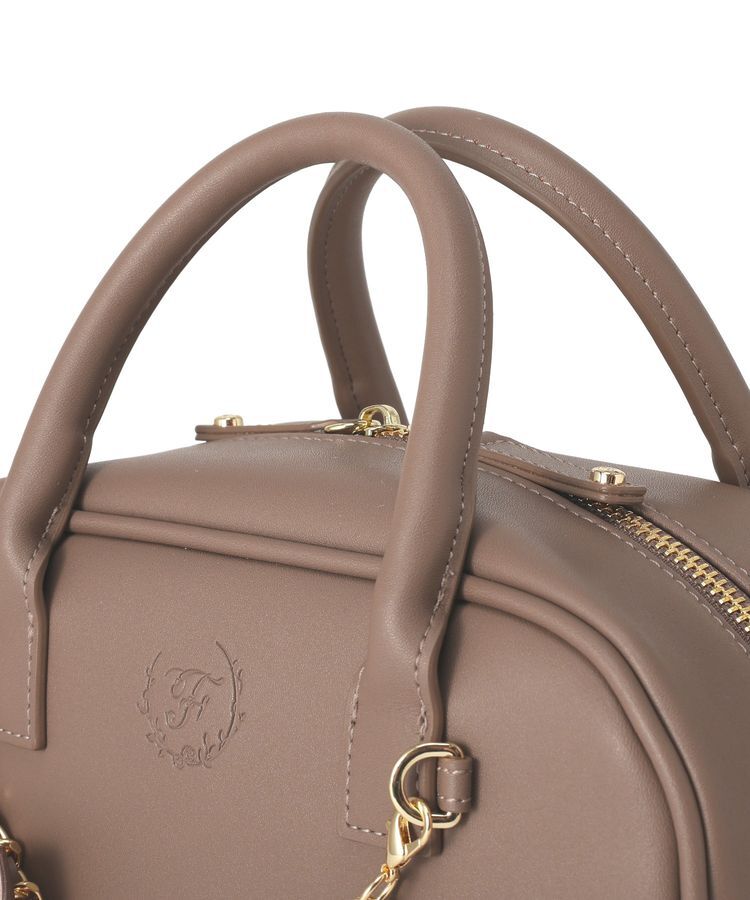 Maison de FLEUR「チャーム付きスクエアボストンバッグ」|ハンドバッグ|