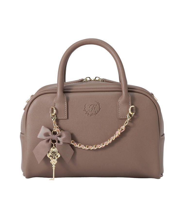 Maison de FLEUR「チャーム付きスクエアボストンバッグ」|ハンドバッグ|