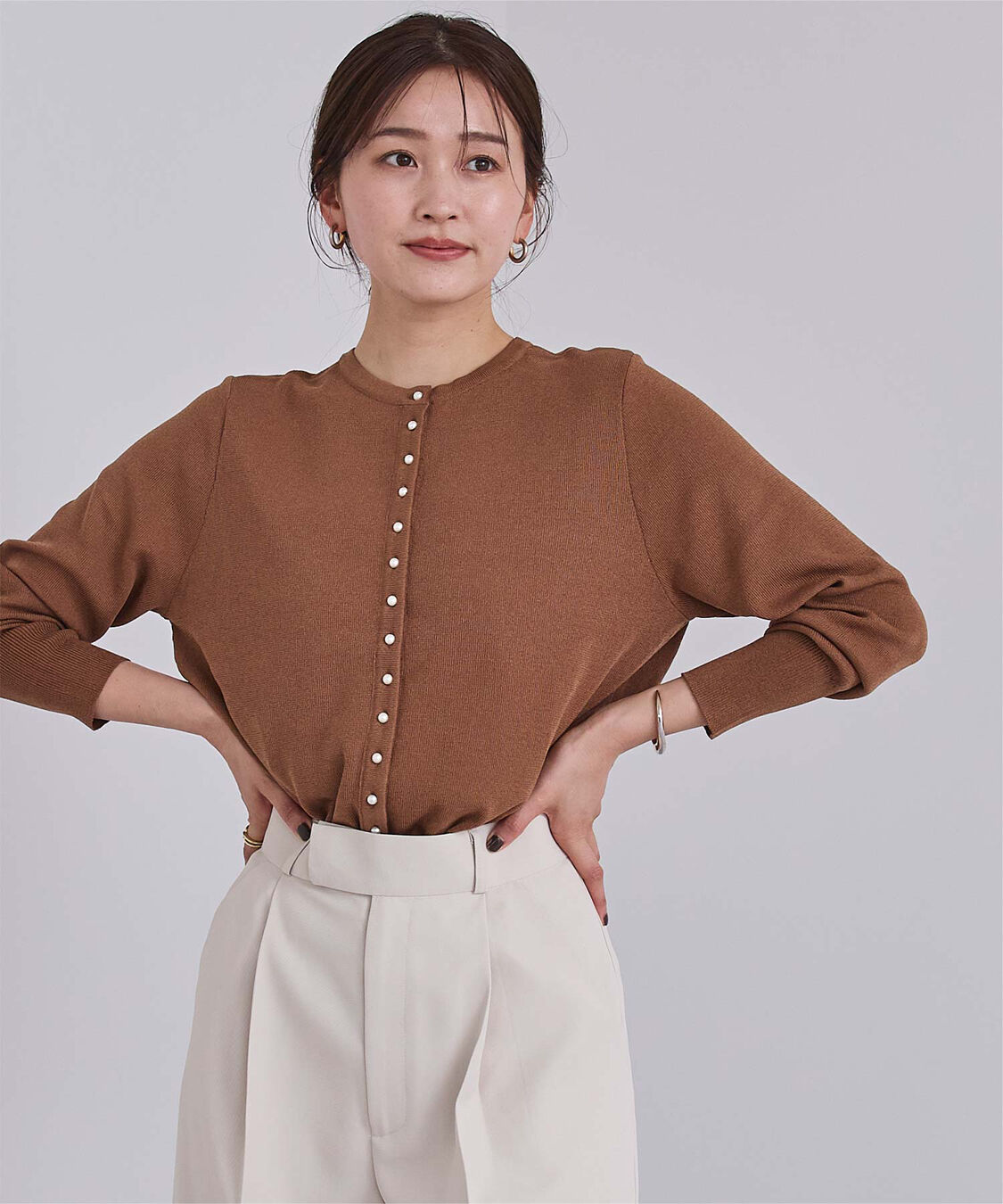 ur's「2wayパール釦ニットカーディガン」|ニット・セーター|