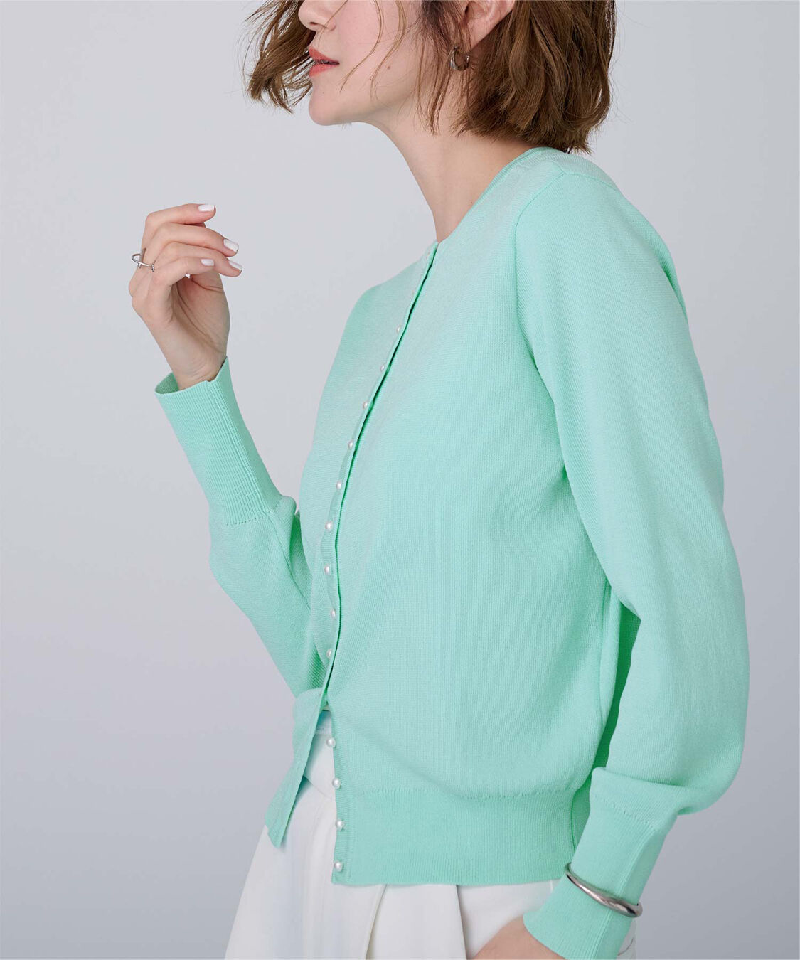 ur's「2wayパール釦ニットカーディガン」|ニット・セーター|