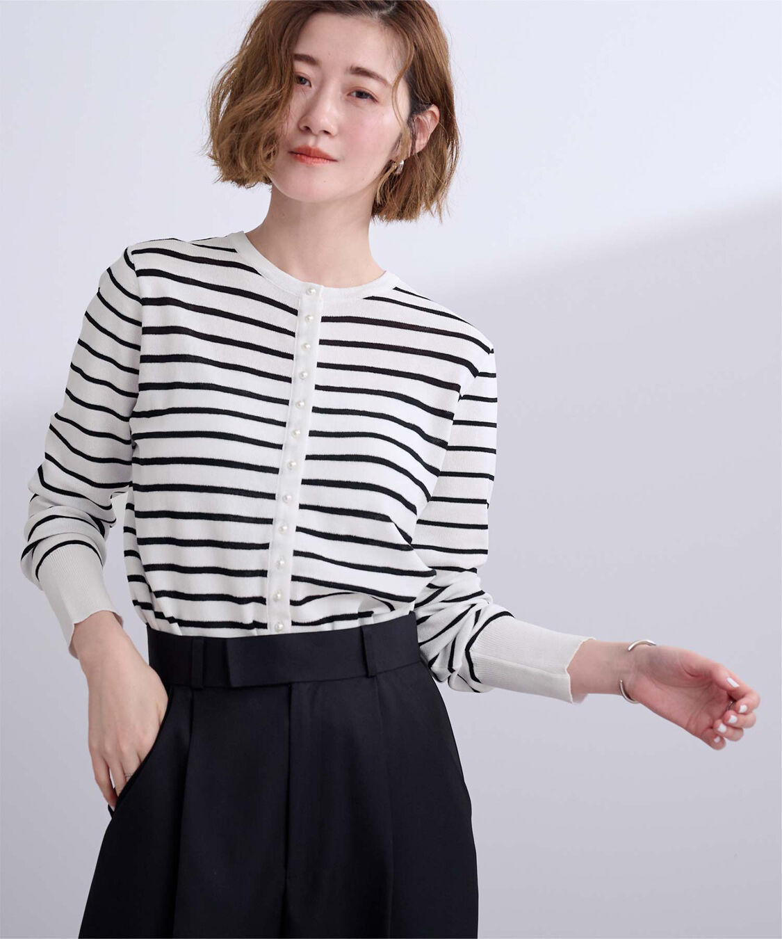 ur's「2wayパール釦ニットカーディガン」|ニット・セーター|