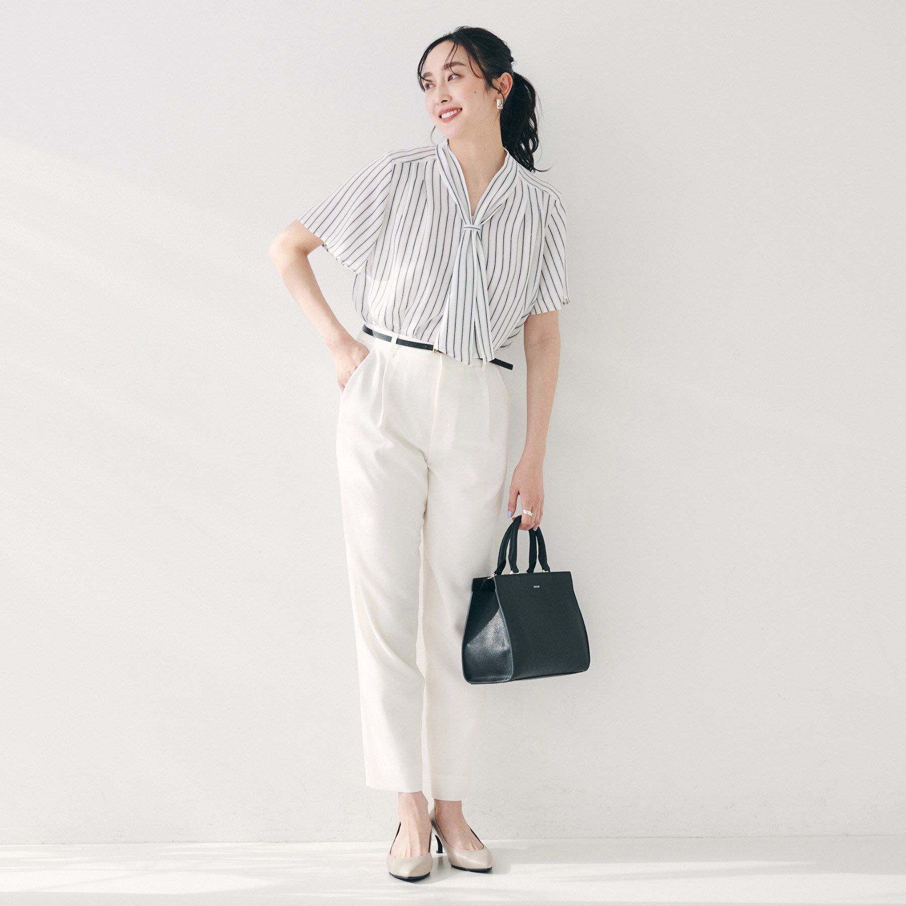 UNTITLED「【通勤/オフィス/二の腕カバー】ボウタイブラウス」|シャツ・ブラウス|