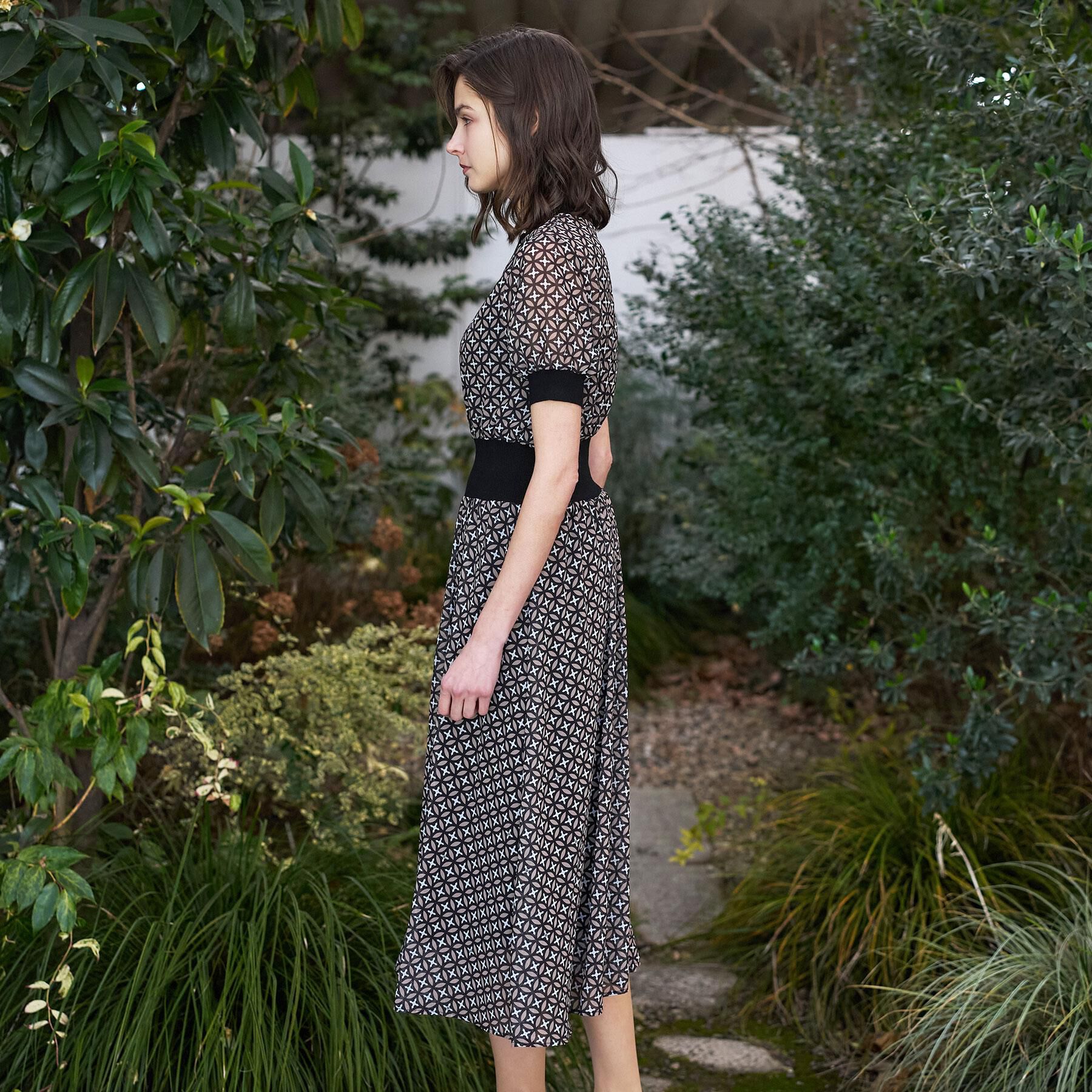 DRESSTERIOR「オーバーラップコンビハーフスリーブワンピース」|ワンピース|