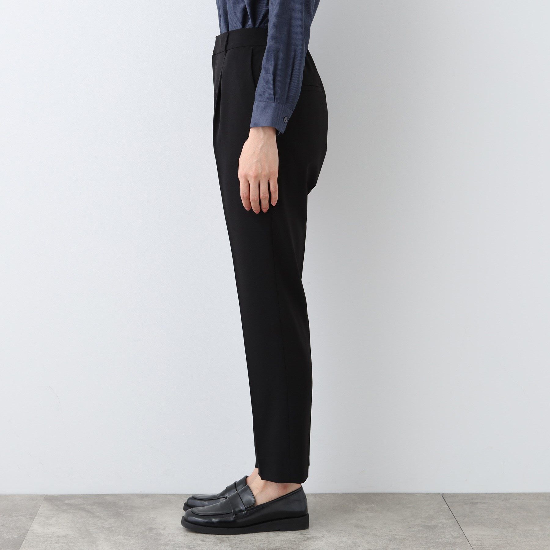 INDIVI「【洗える／UVケア／スーツ】ストレッチタックテーパードパンツ」|その他|