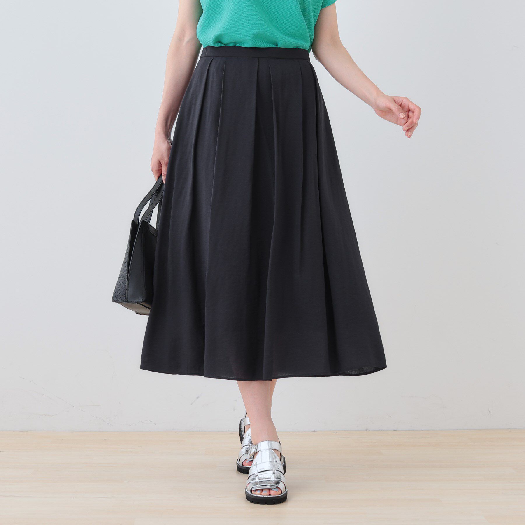 INDIVI「【洗える／SETUP可能】シアータックフレアスカート」|スカート|ネイビー(094)