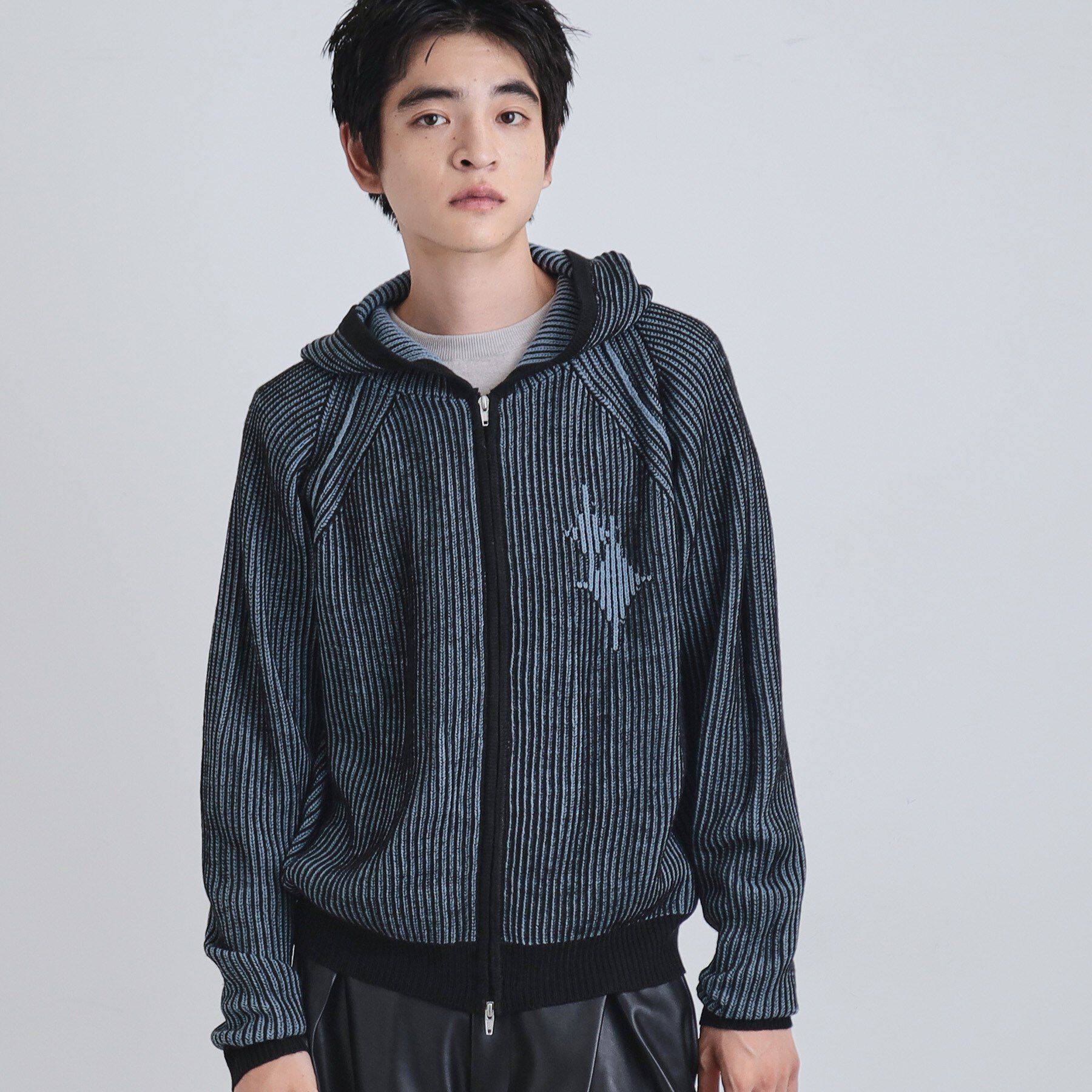 tk.TAKEO KIKUCHI「プレーティングブライトモチーフジップパーカー」|ニット・セーター|