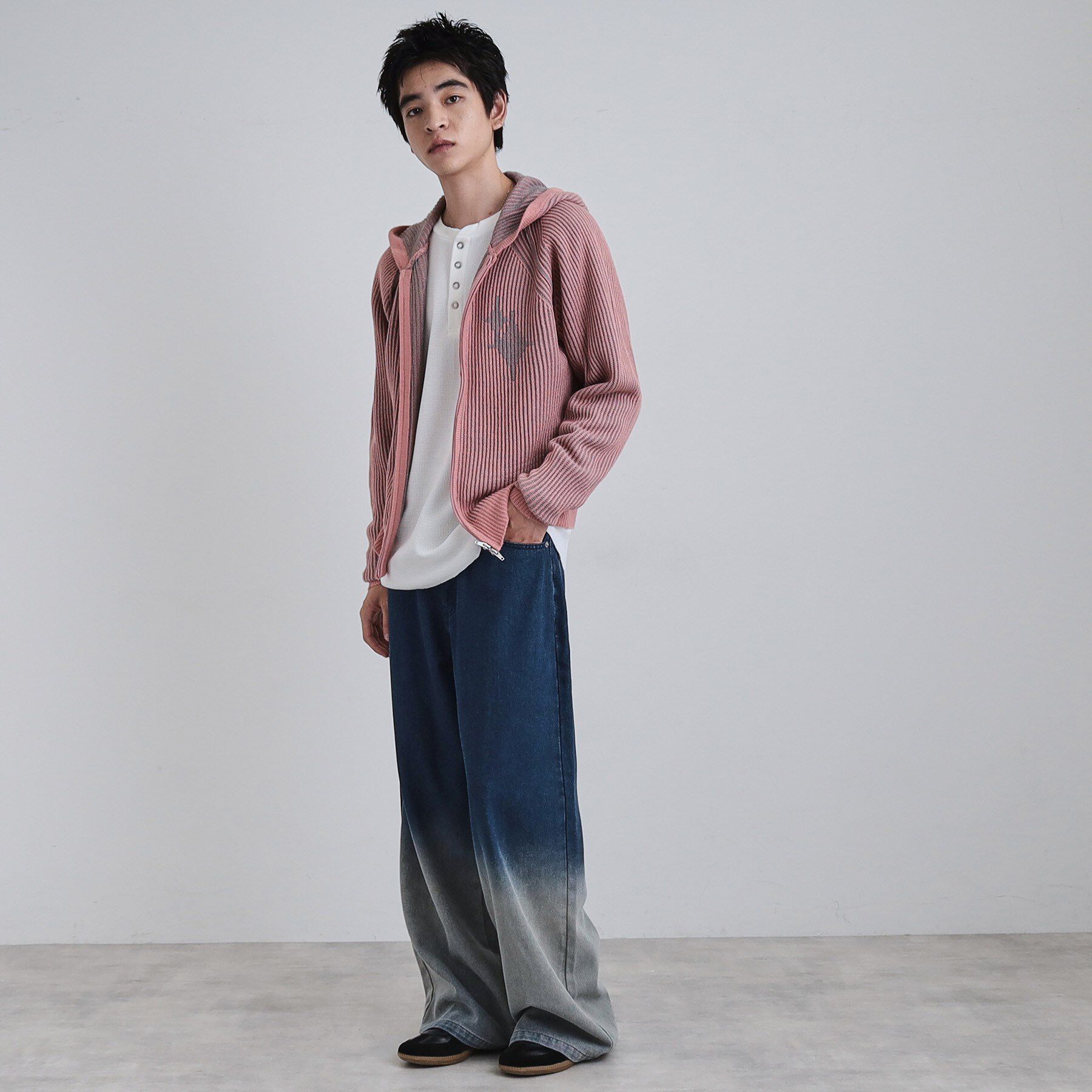 tk.TAKEO KIKUCHI「プレーティングブライトモチーフジップパーカー」|ニット・セーター|