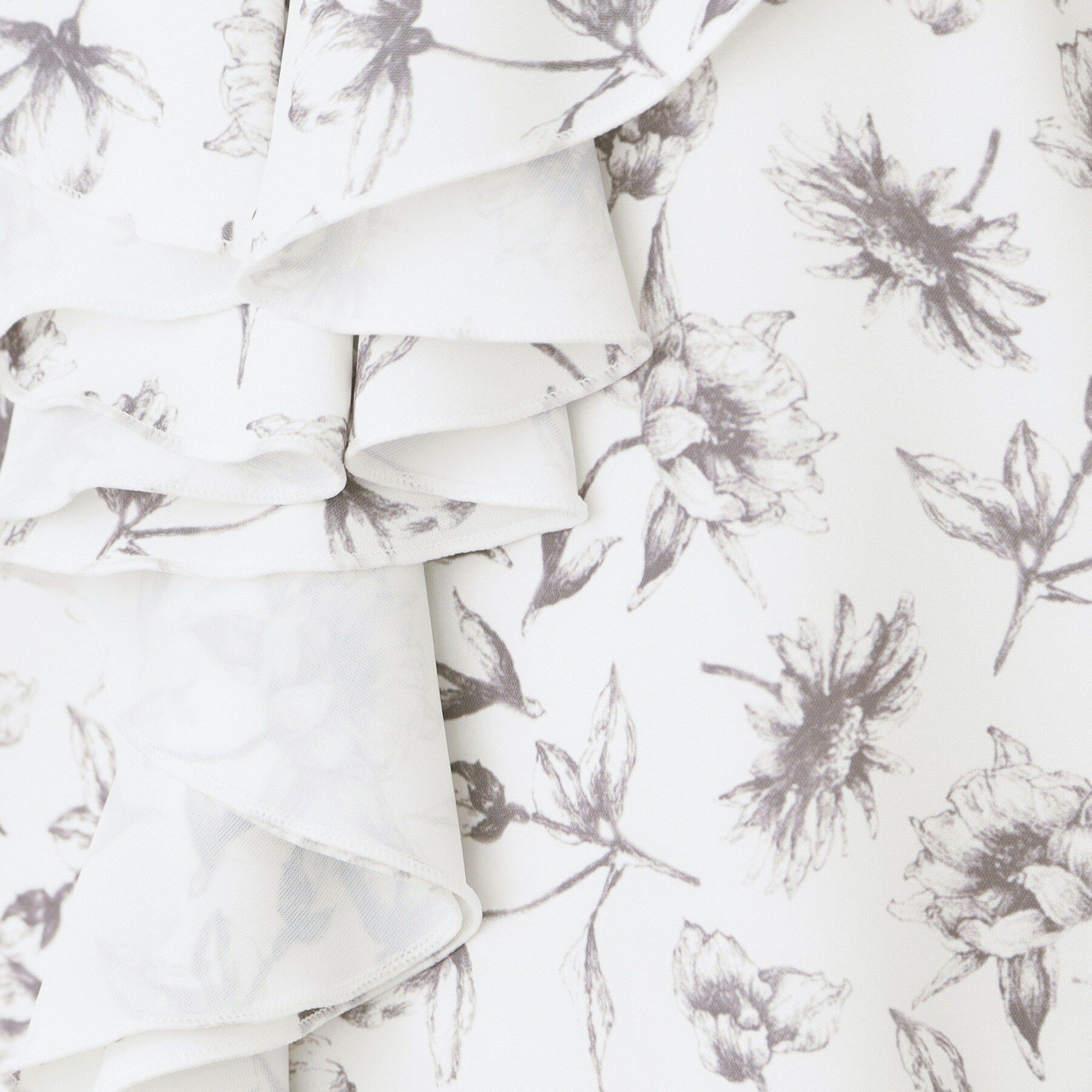 index「ラッフルフリルブラウス【洗濯機OK/イージーアイロン】」|シャツ・ブラウス|