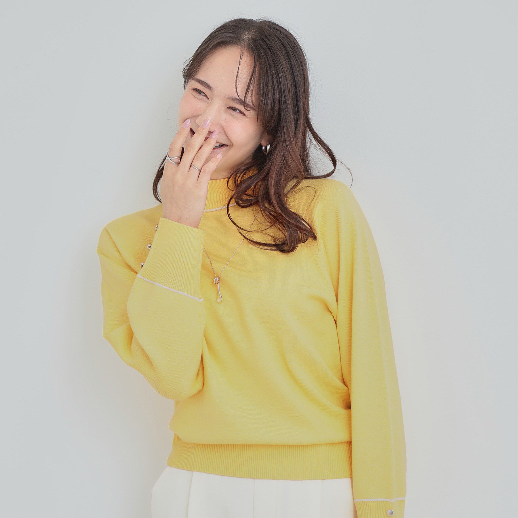 SHOO･LA･RUE「【洗濯機可/吸湿発熱】もちもちでチクチクしにくいハイネックニット」|ニット・セーター|