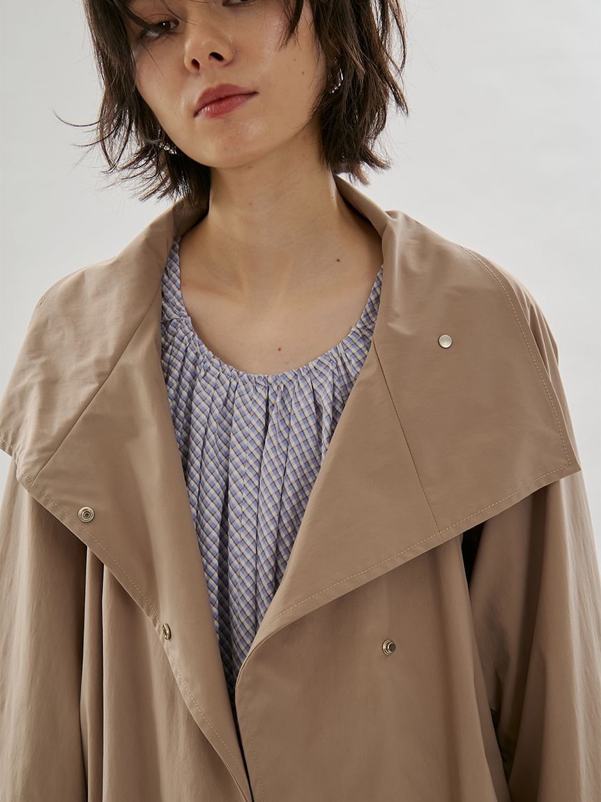 emmi atelier「ボリュームスリーブロングコート/撥水」|トレンチコート|