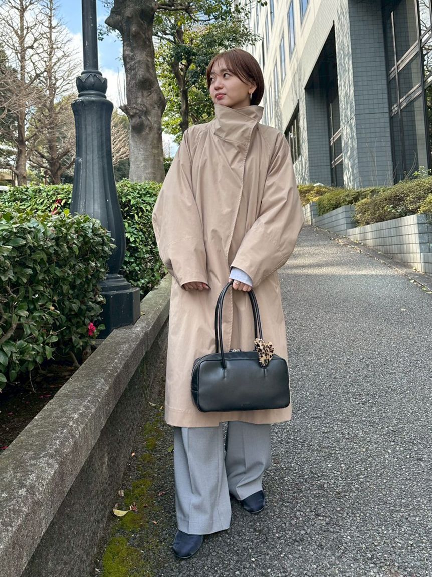 emmi atelier「ボリュームスリーブロングコート/撥水」|トレンチコート|