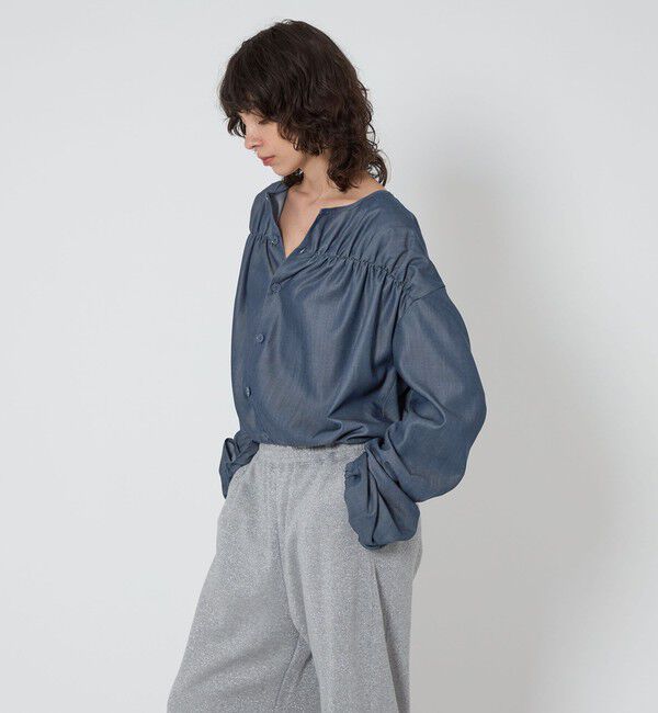 ASTRAET「＜ASTRAET＞デニムライク ギャザー ノーカラーブラウス」|シャツ・ブラウス|
