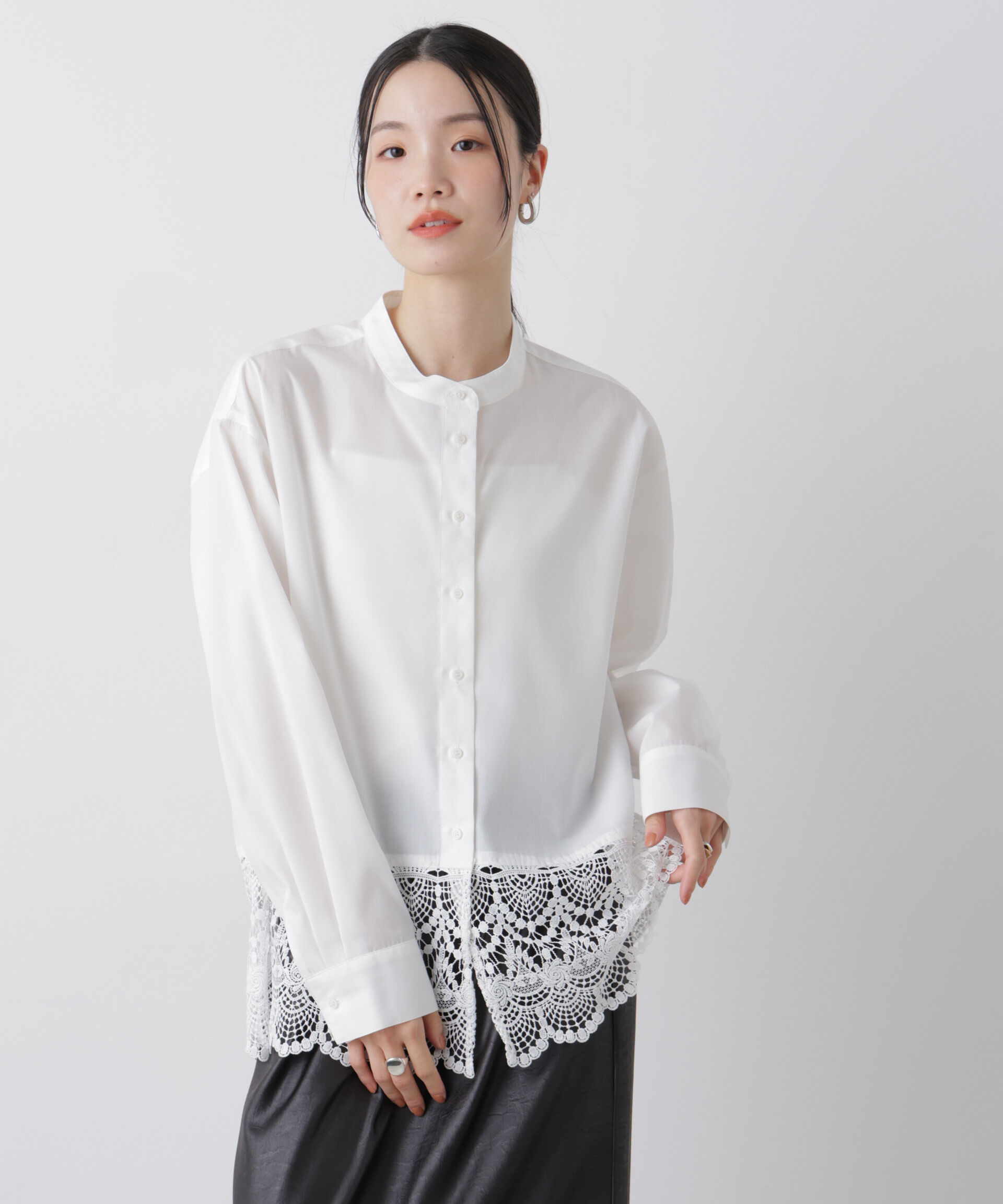 nano･universe「スカラレースコンビスタンドカラーシャツ」|シャツ・ブラウス|ホワイト